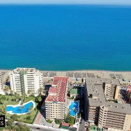 Estupendo Piso En Primera Linea De Playa; Ronda Iv Apartment *